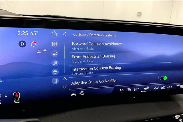 Used 2025 Buick Enclave Avenir w/ Super Cruise Package image 36