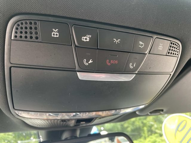 Used 2019 Mercedes-Benz GLC 300 4MATIC image 29