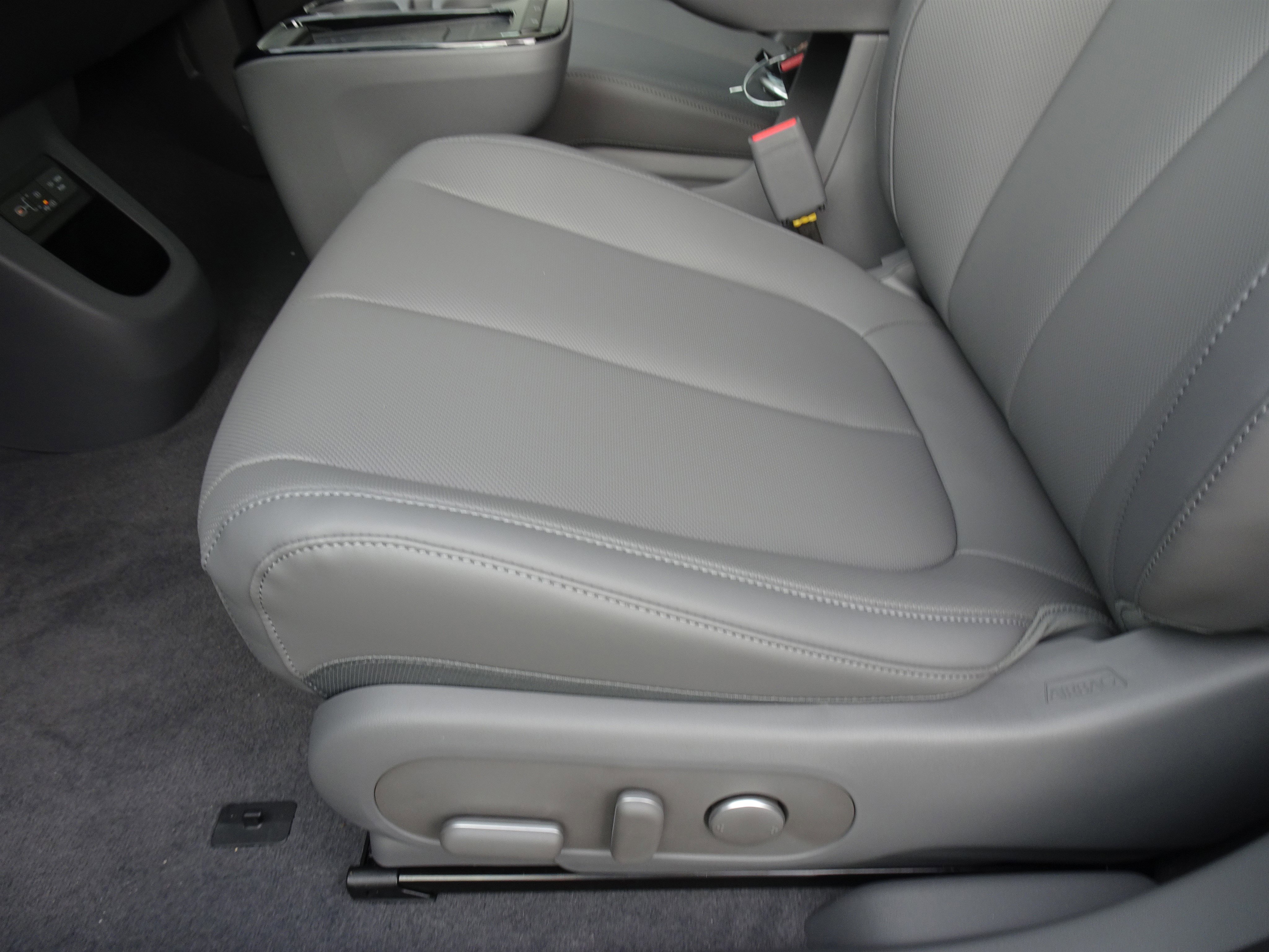 New 2026 Hyundai Ioniq 5 SEL image 10