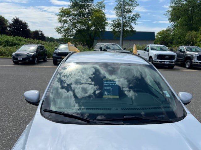 Certified 2025 Ford Escape ST-Line Select AWD/4WD image 38