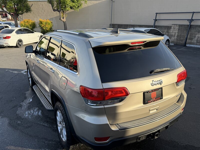 Used 2014 Jeep Grand Cherokee Laredo w/ Quick Order Package 23E RWD image 16