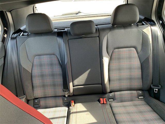 Used 2022 Volkswagen GTI SE image 31