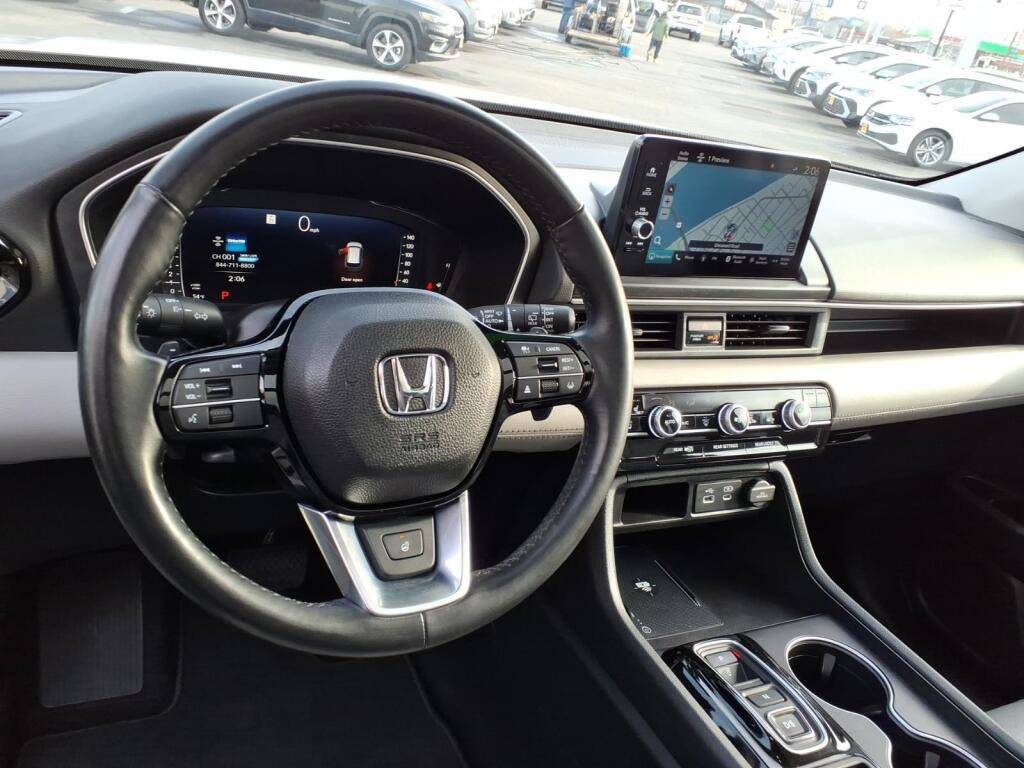 Used 2023 Honda Pilot Elite image 10