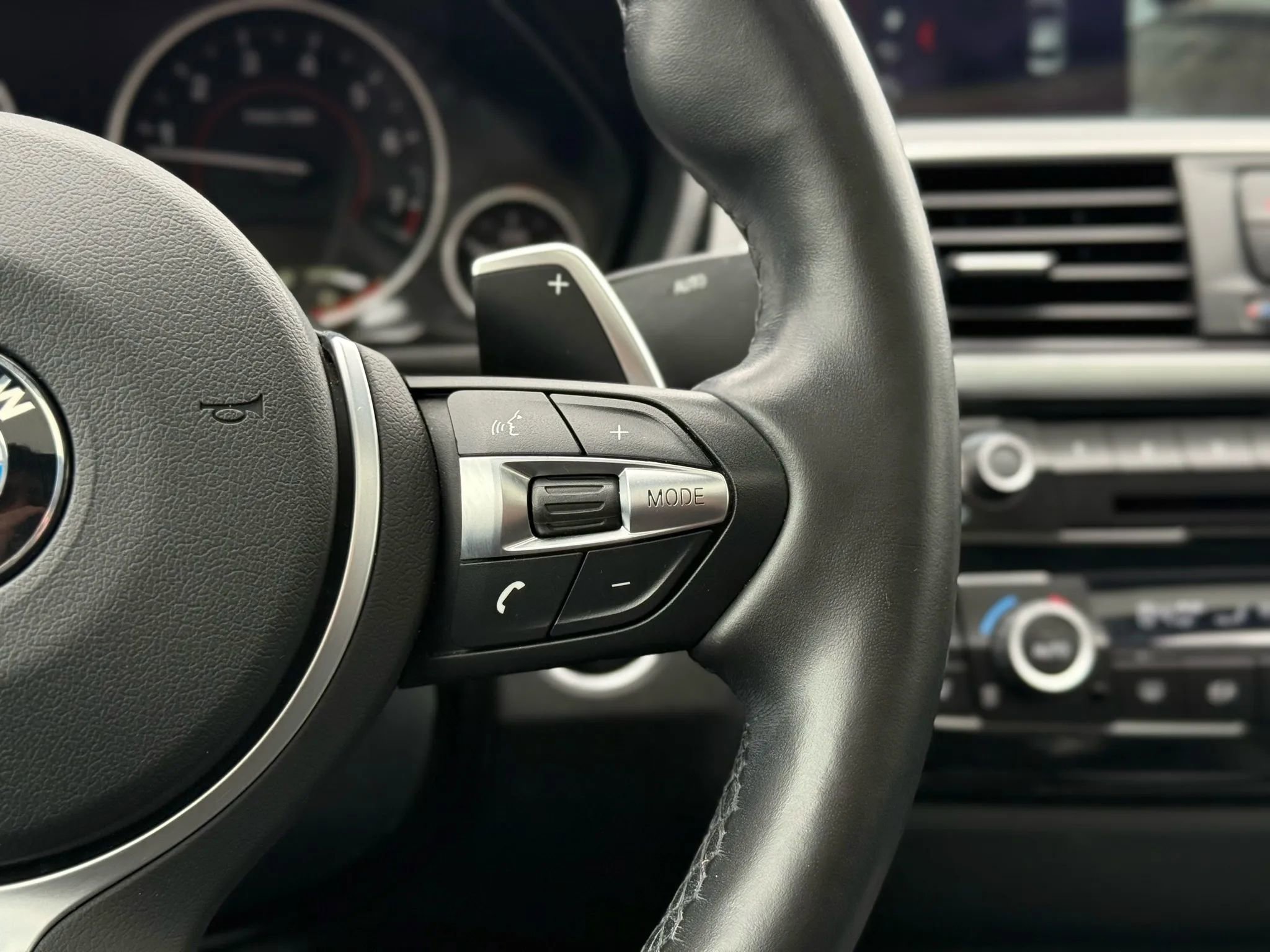 Used 2019 BMW 440i xDrive Coupe w/ M Sport Package image 23