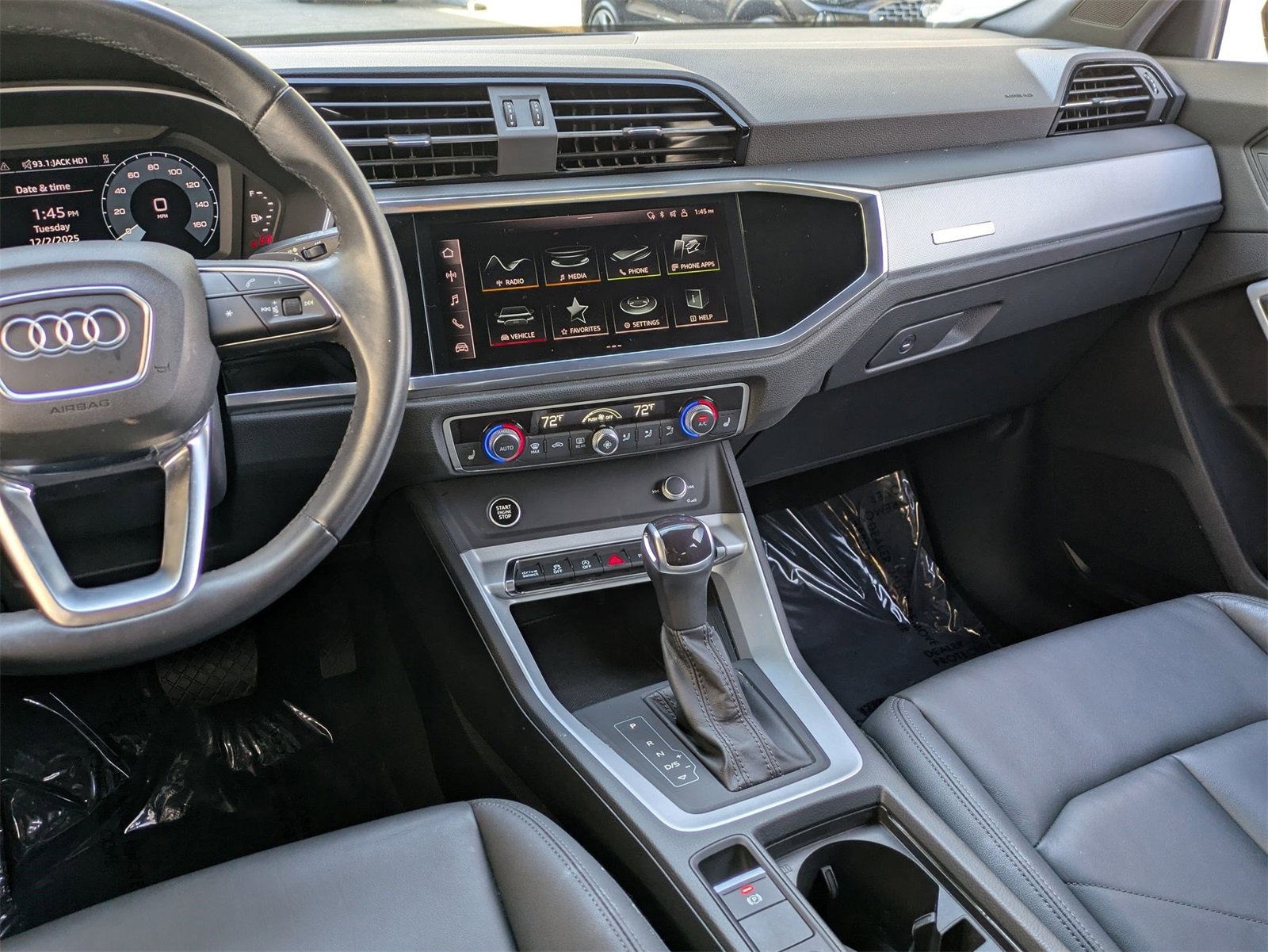 Used 2023 Audi Q3 2.0T Premium w/ Convenience Package image 9