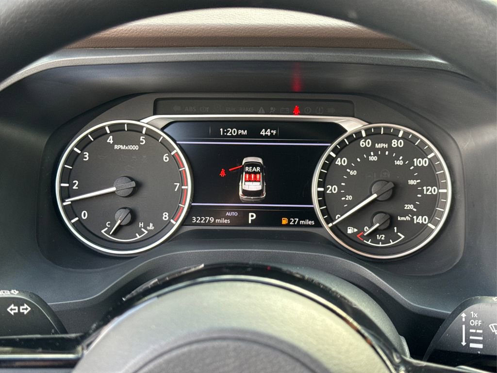 Used 2023 Nissan Rogue SV image 20