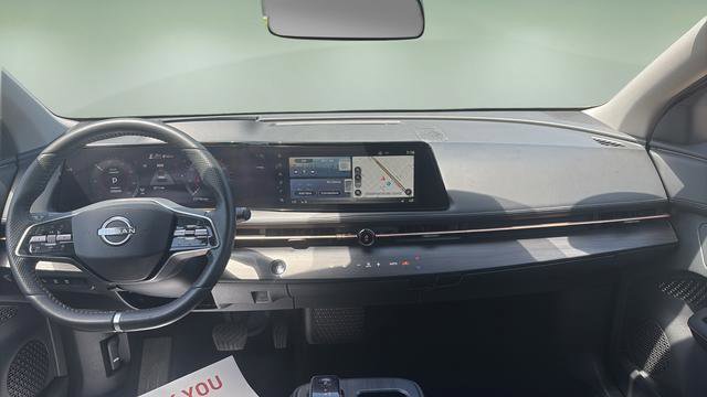 Used 2023 Nissan Ariya AWD image 7