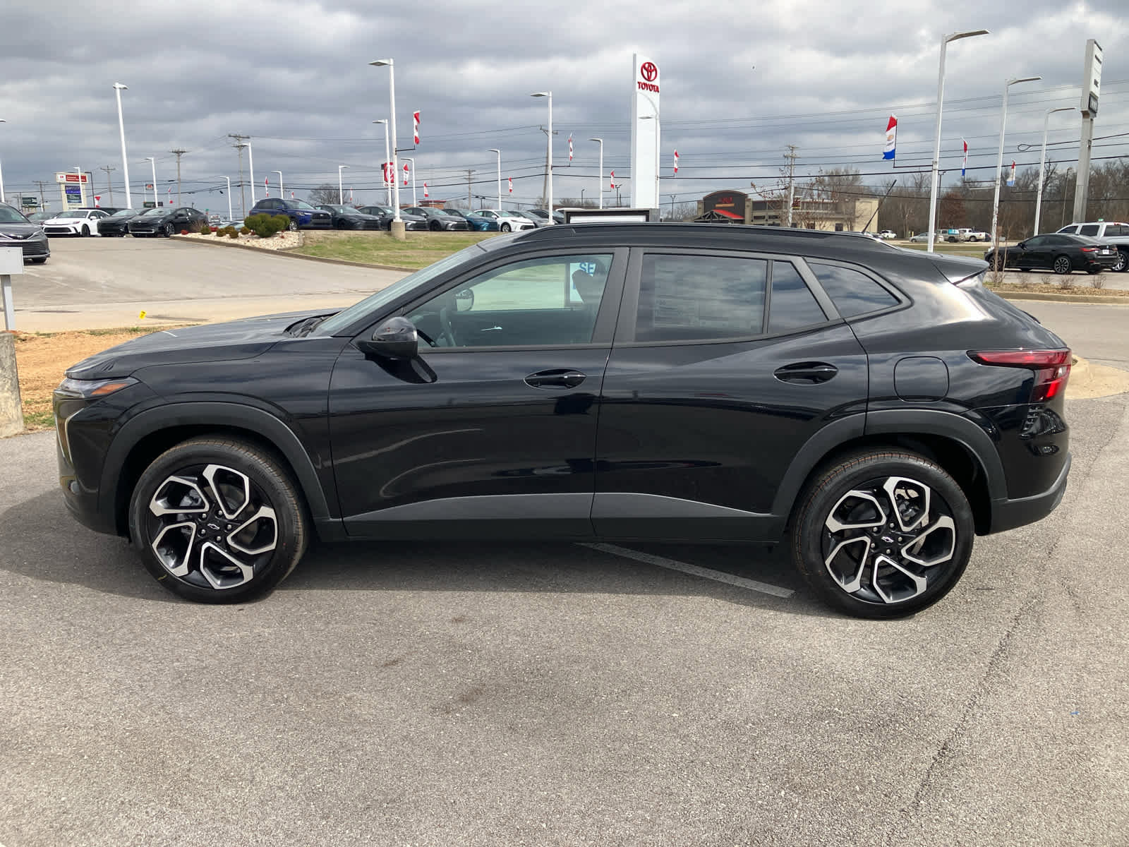 New 2026 Chevrolet Trax RS w/ Driver Confidence Package image 4