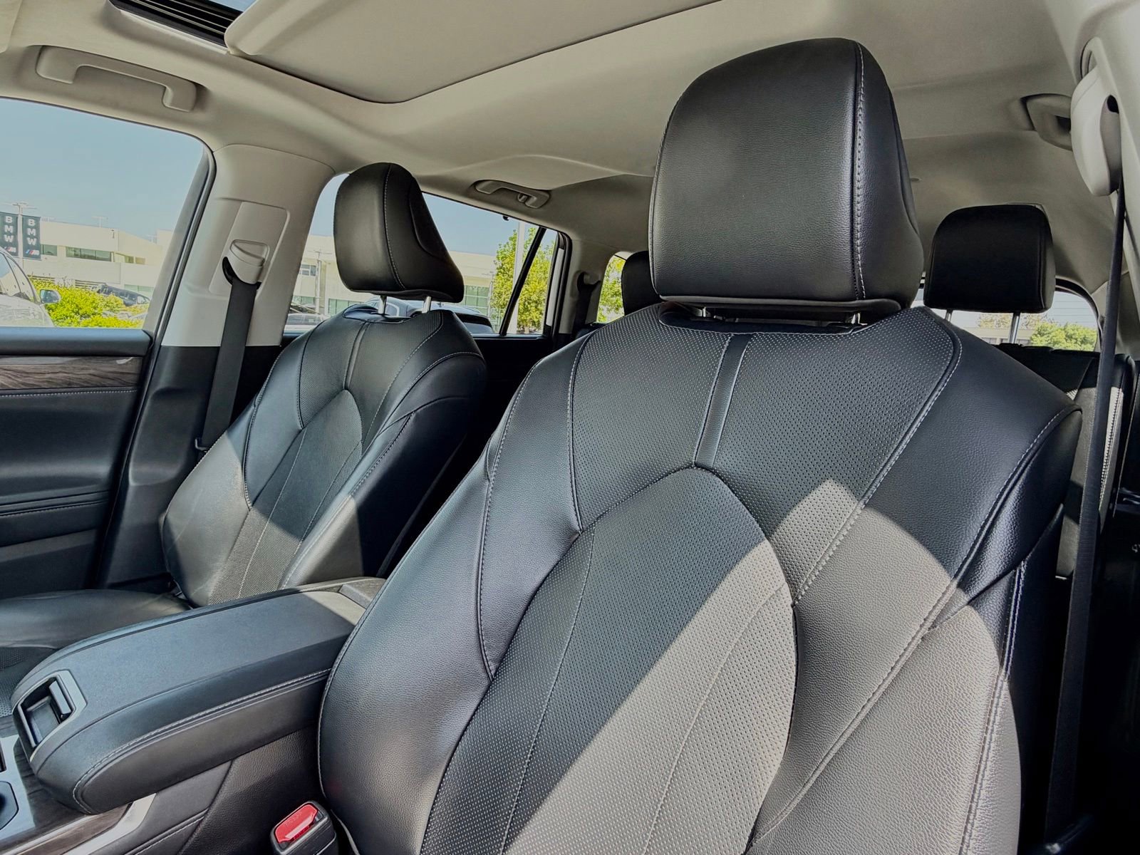 Used 2022 Toyota Highlander Limited AWD/4WD image 25