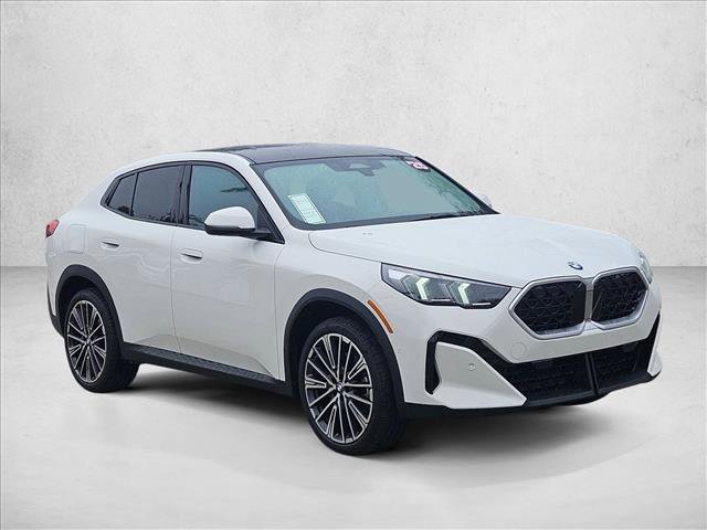 Used 2025 BMW X2 xDrive28i w/ Convenience Package image 3