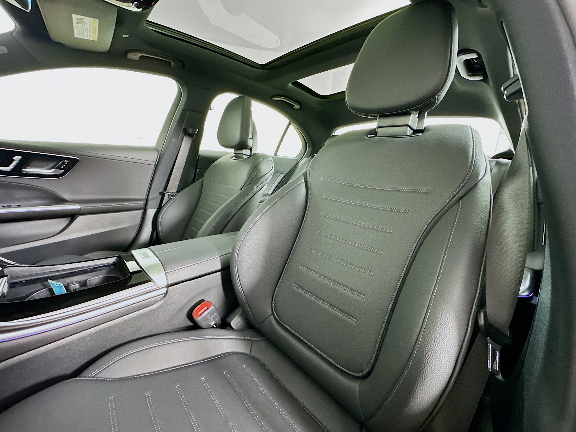 Certified 2025 Mercedes-Benz C 300 4MATIC Sedan image 26