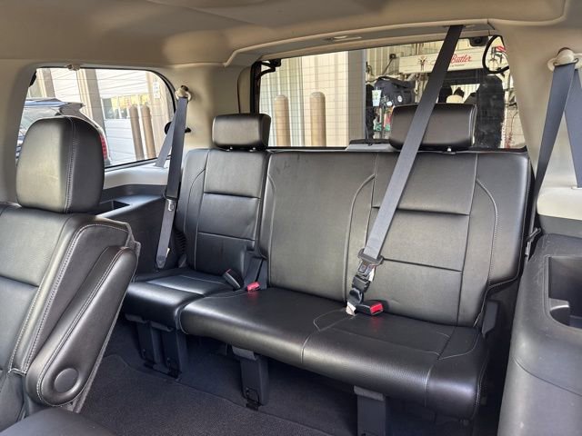 Used 2012 Nissan Armada Platinum RWD image 12