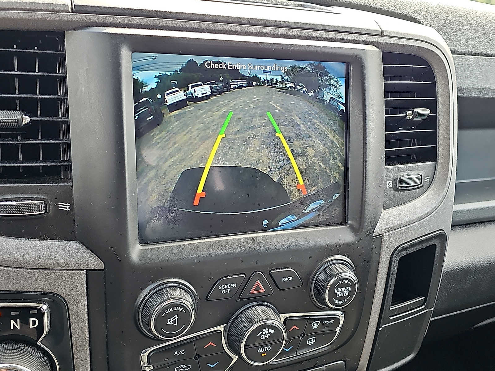 Used 2019 RAM 1500 Express w/ Express Value Package AWD/4WD image 17