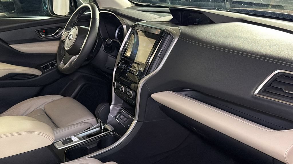 Used 2019 Subaru Ascent Limited AWD/4WD image 10