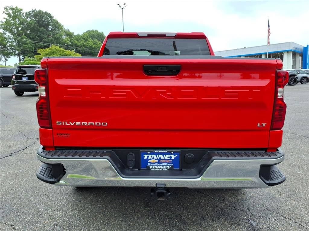 Used 2026 Chevrolet Silverado 1500 LT AWD/4WD image 4