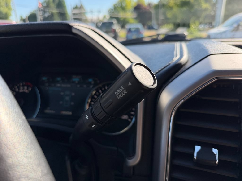 Used 2020 Ford F150 Lariat w/ Trailer Tow Package AWD/4WD image 18