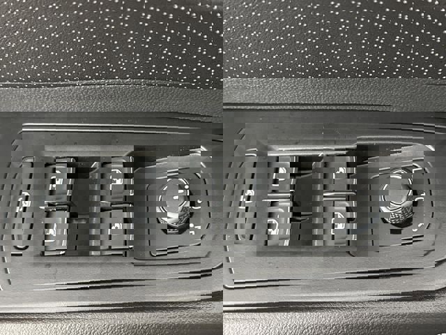 New 2026 Volkswagen Atlas Cross Sport SE FWD image 17