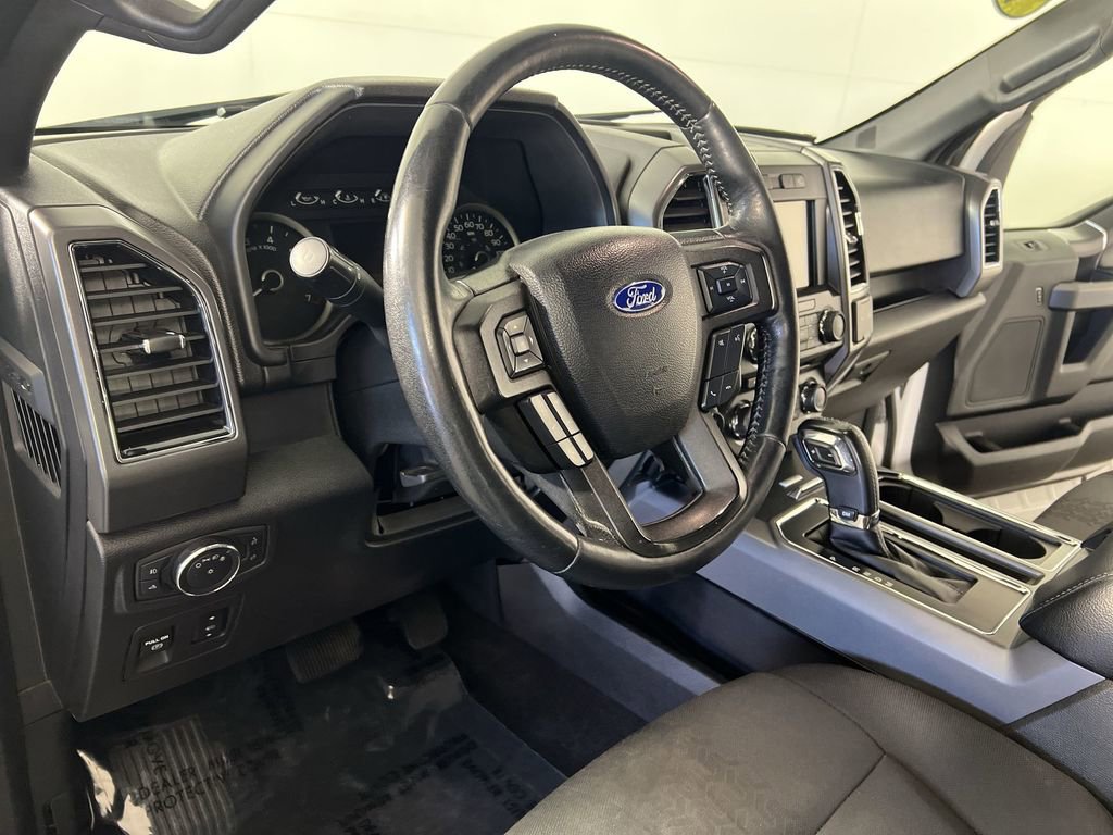Used 2018 Ford F150 XLT w/ Equipment Group 302A Luxury AWD/4WD image 11