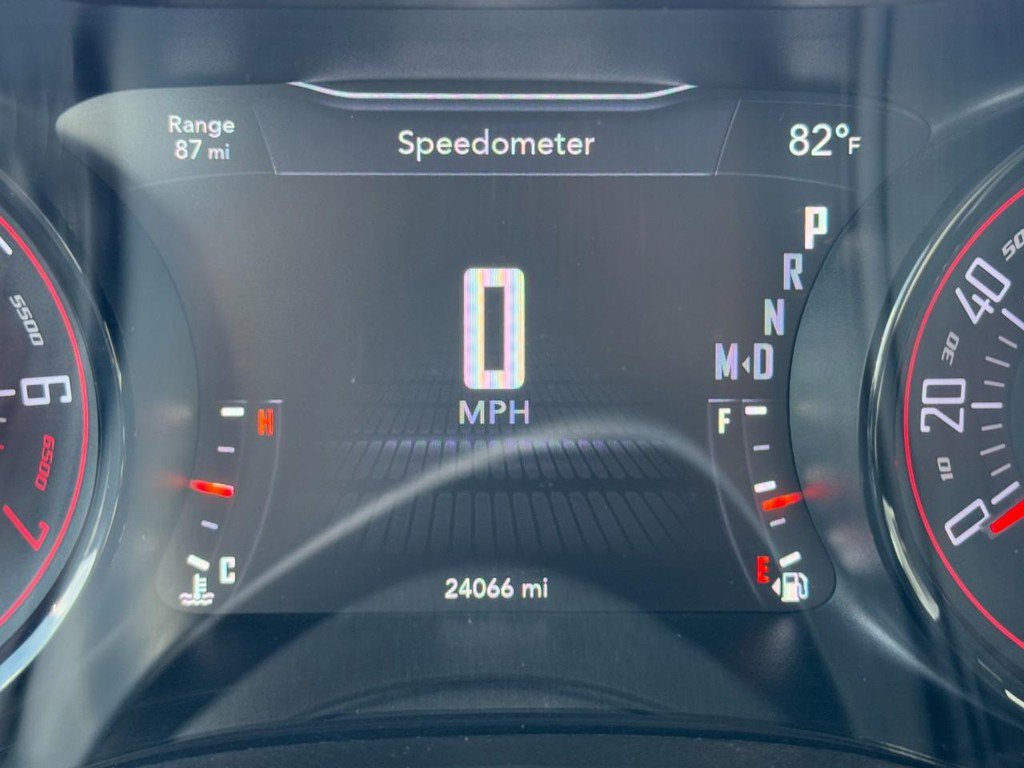 Used 2020 Dodge Challenger SXT w/ Plus Package image 19