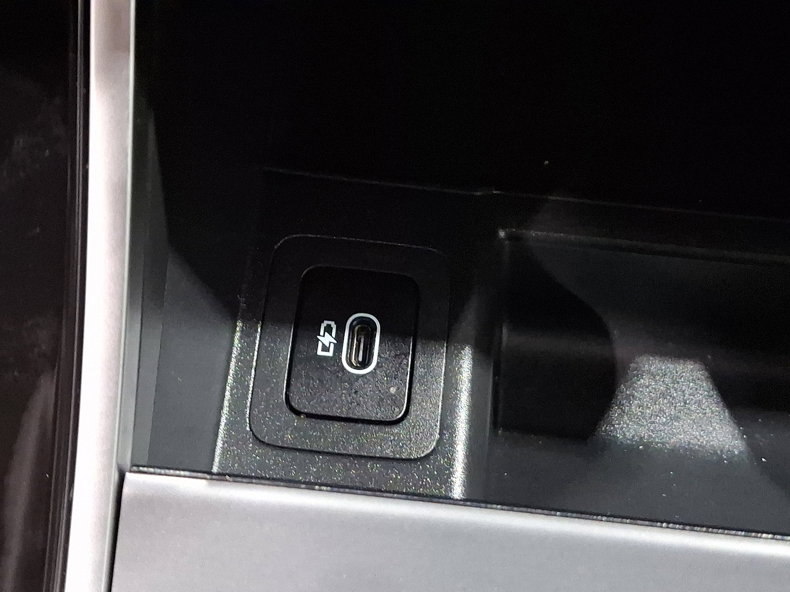 Certified 2026 Land Rover Range Rover Velar S image 26