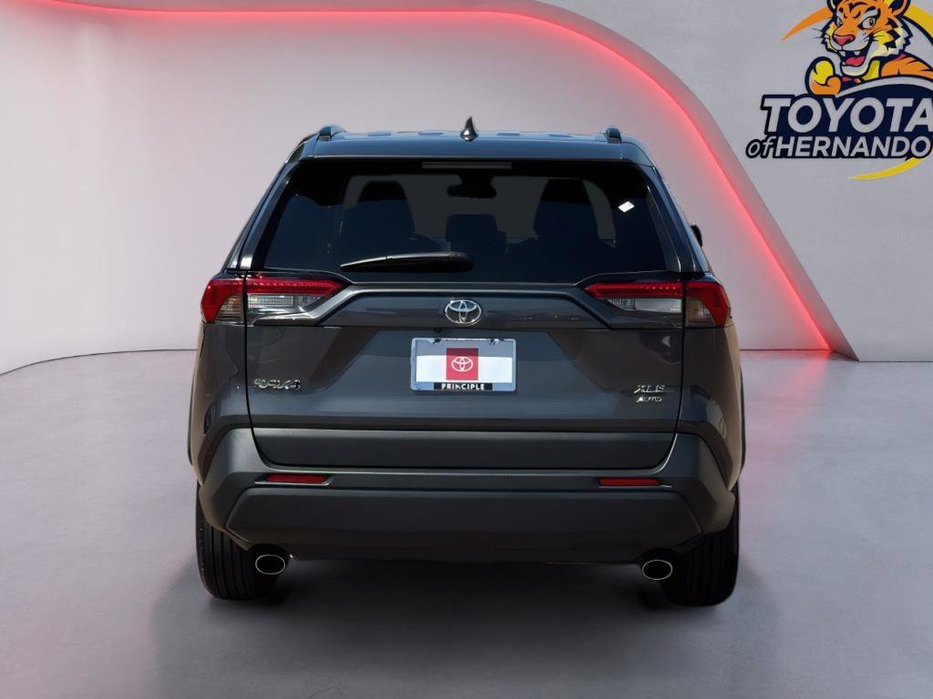 Used 2025 Toyota RAV4 XLE AWD/4WD image 6