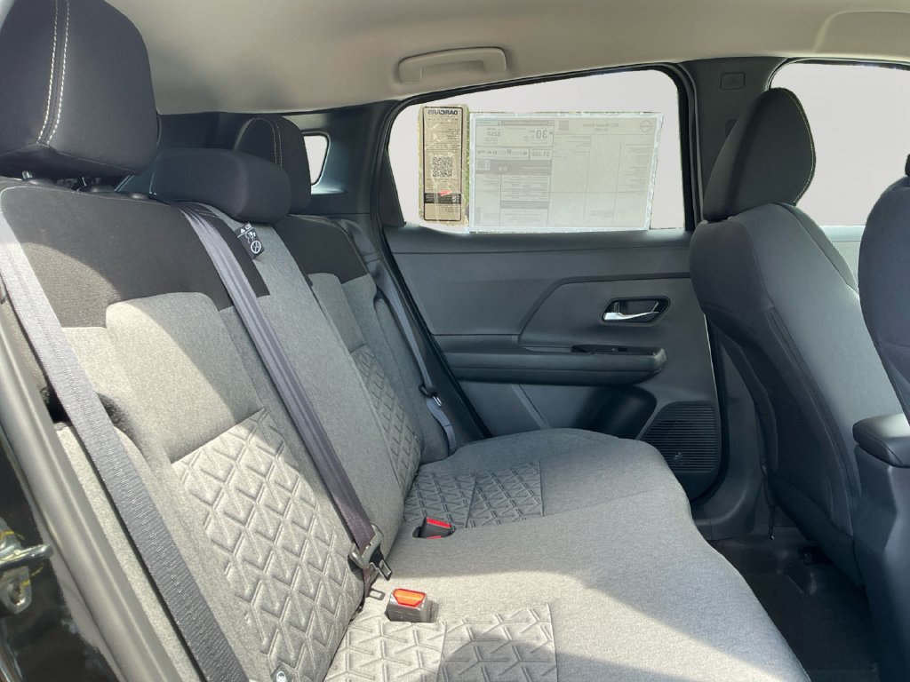 New 2027 Nissan Kicks SV AWD/4WD image 13
