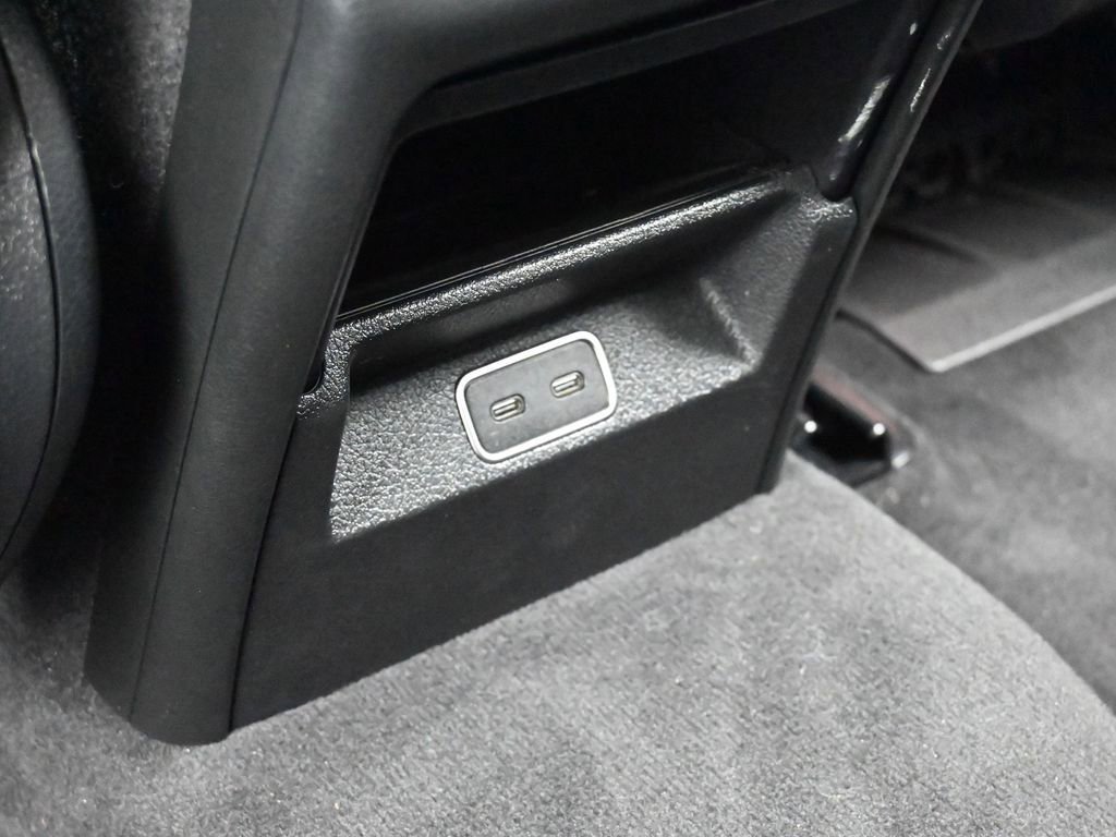 Used 2024 Mercedes-Benz GLE 450 4MATIC image 43