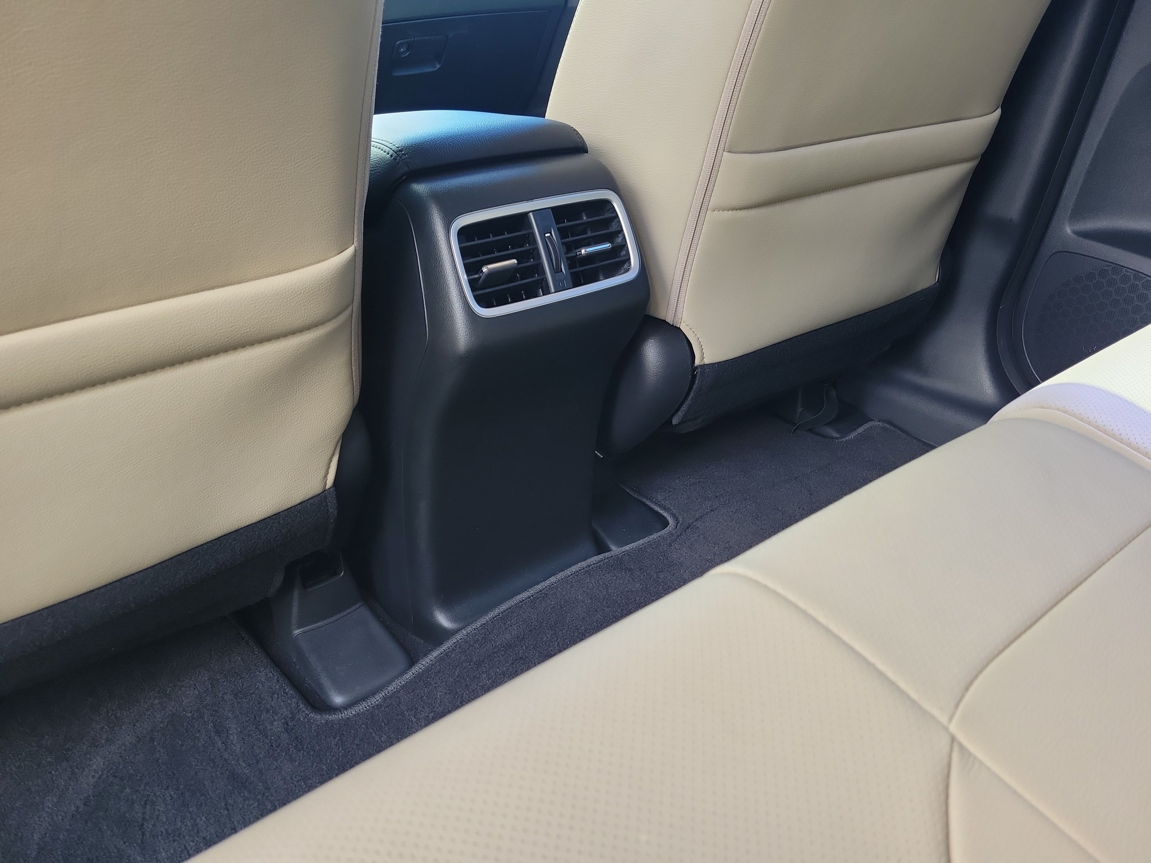 Used 2015 Honda CR-V EX-L image 12