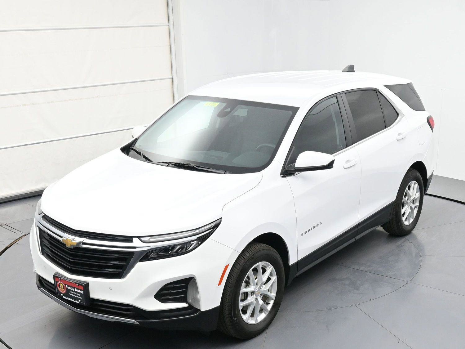 Used 2023 Chevrolet Equinox LT image 36