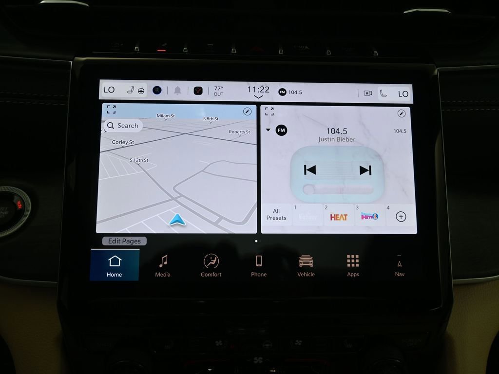New 2025 Jeep Grand Cherokee L Limited w/ Luxury Tech Group II RWD image 32