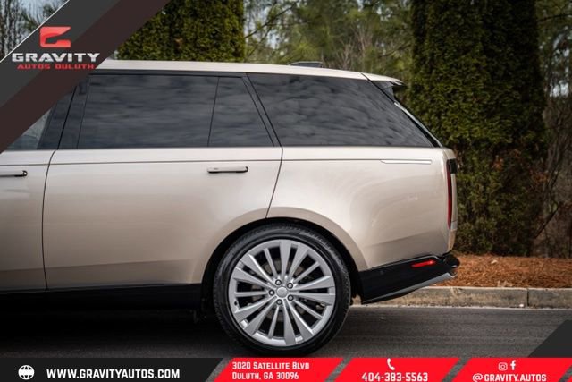 Used 2023 Land Rover Range Rover Long Wheelbase First Edition image 11