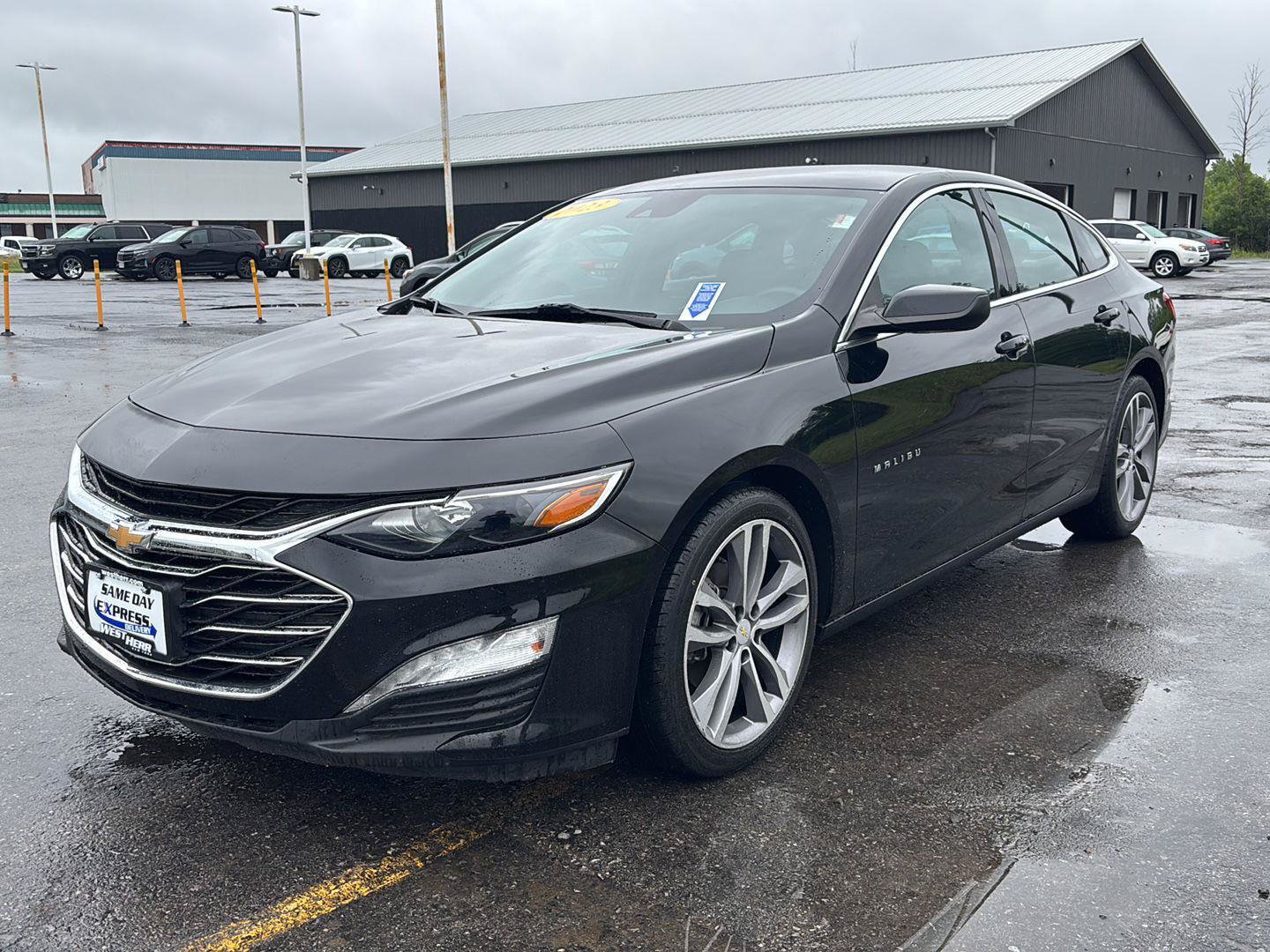 Used 2023 Chevrolet Malibu LT FWD image 3