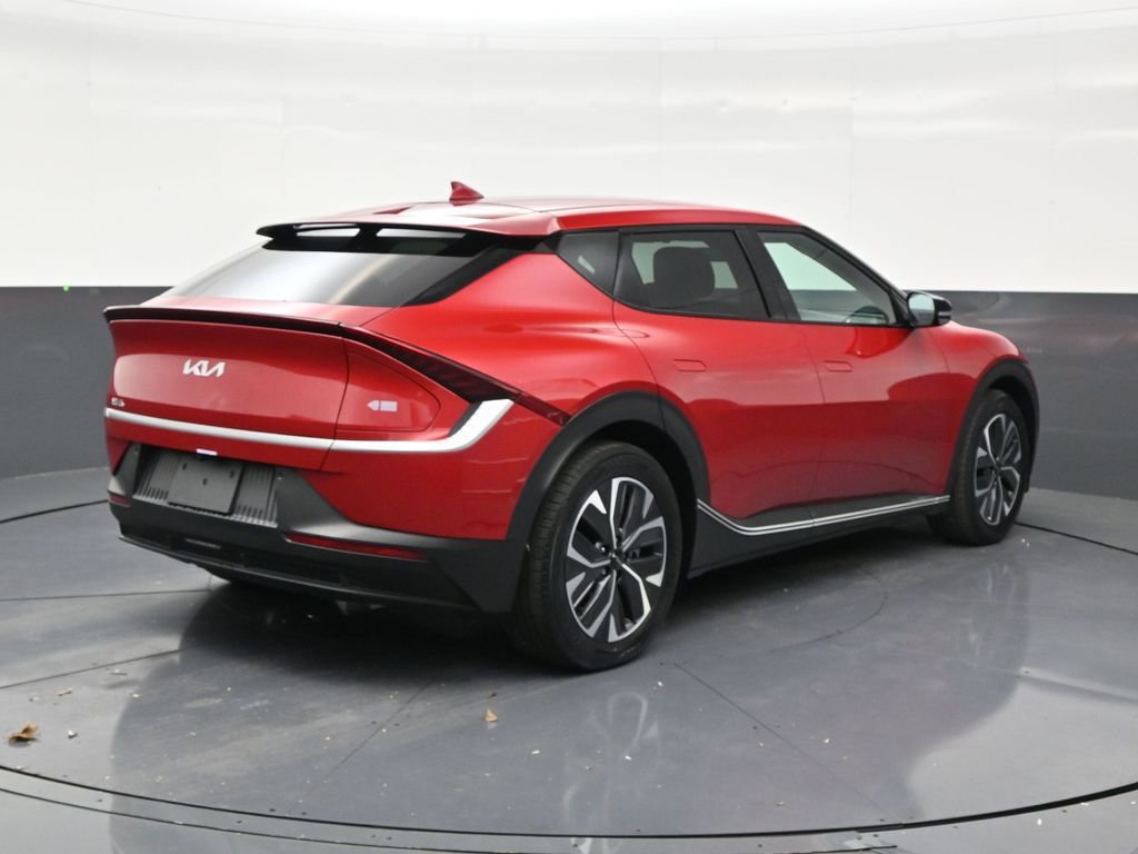Used 2024 Kia EV6 Light RWD image 5