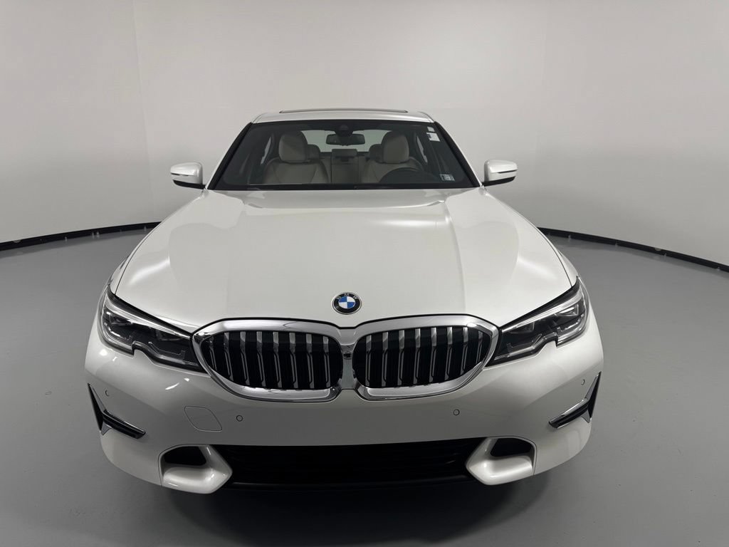 Used 2019 BMW 330i xDrive Sedan w/ Premium Package AWD/4WD image 2