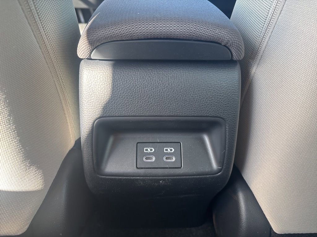 Used 2024 Toyota Corolla LE image 34