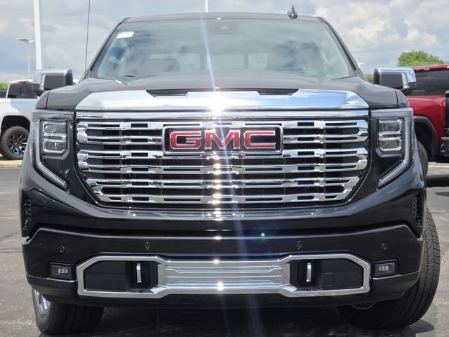 New 2026 GMC Sierra 1500 Denali w/ Denali Reserve Package AWD/4WD image 14