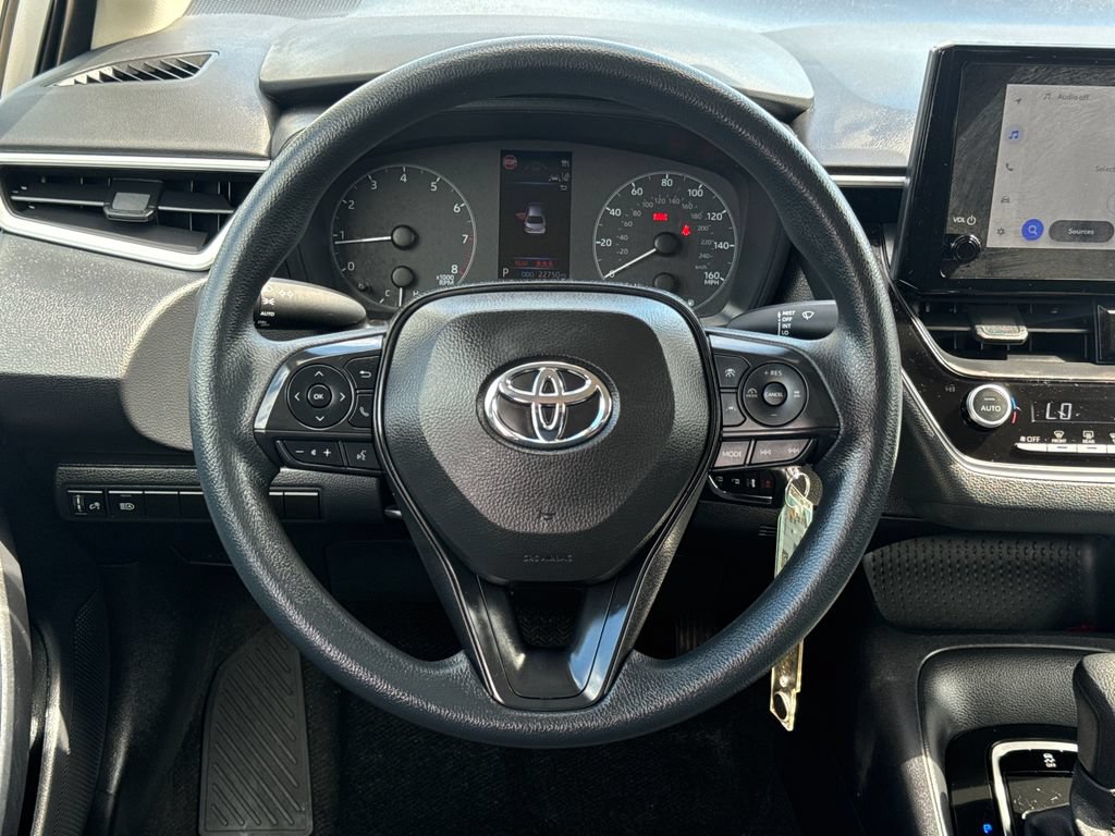Used 2024 Toyota Corolla LE FWD image 12