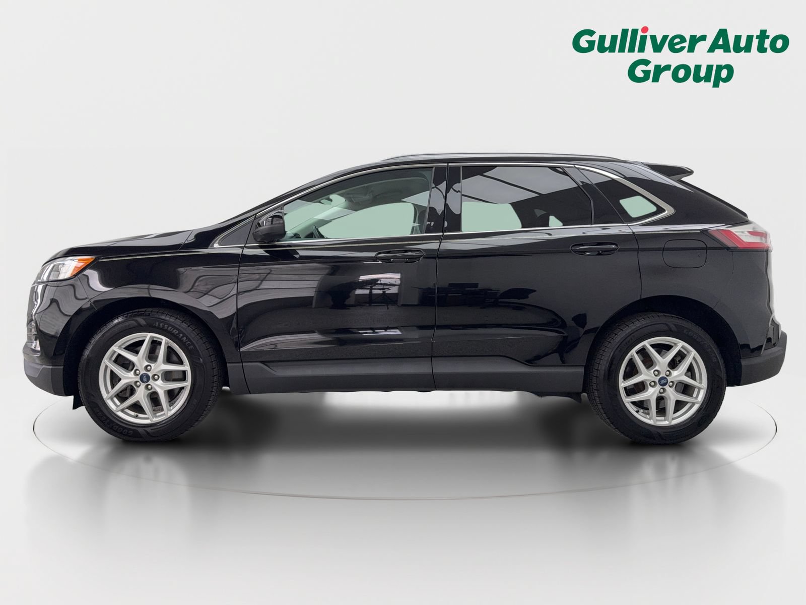 Used 2022 Ford Edge SEL w/ Convenience Package AWD/4WD image 3