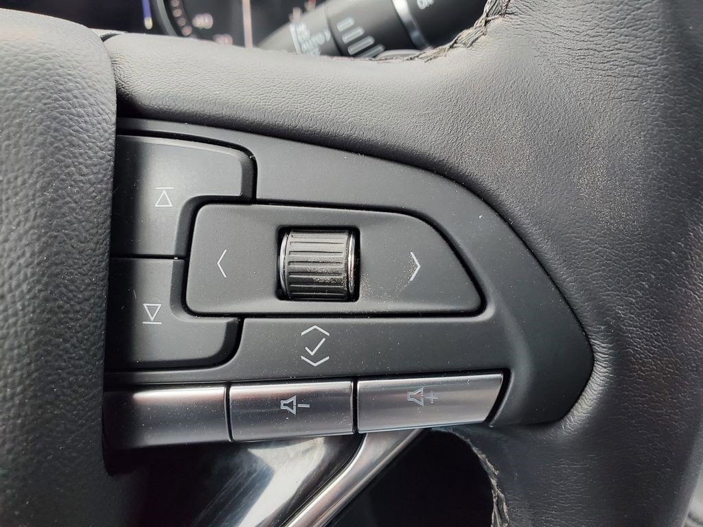 Certified 2024 Cadillac XT6 Premium Luxury w/ Technology Package image 24