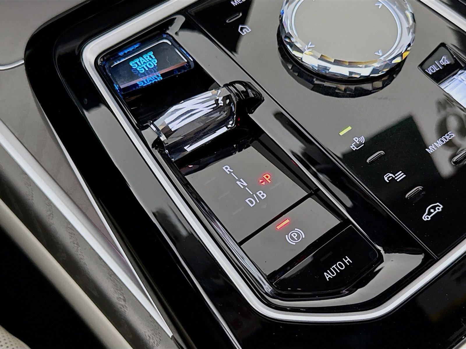 Certified 2023 BMW i7 xDrive60 image 17