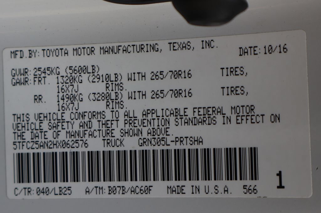 Used 2017 Toyota Tacoma TRD Pro AWD/4WD image 55