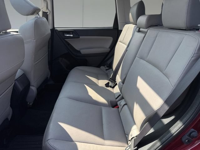 Used 2016 Subaru Forester 2.5i Limited w/ Popular Package #2 AWD/4WD image 9