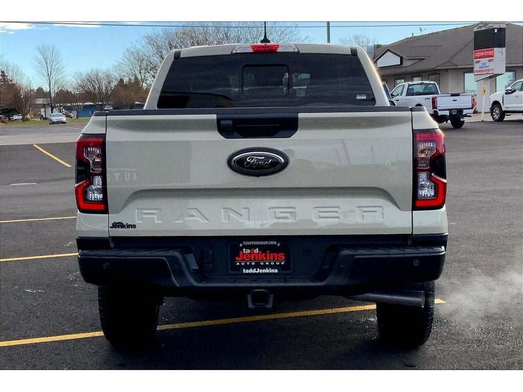 New 2025 Ford Ranger Lariat w/ FX4 Off-Road Package AWD/4WD image 4