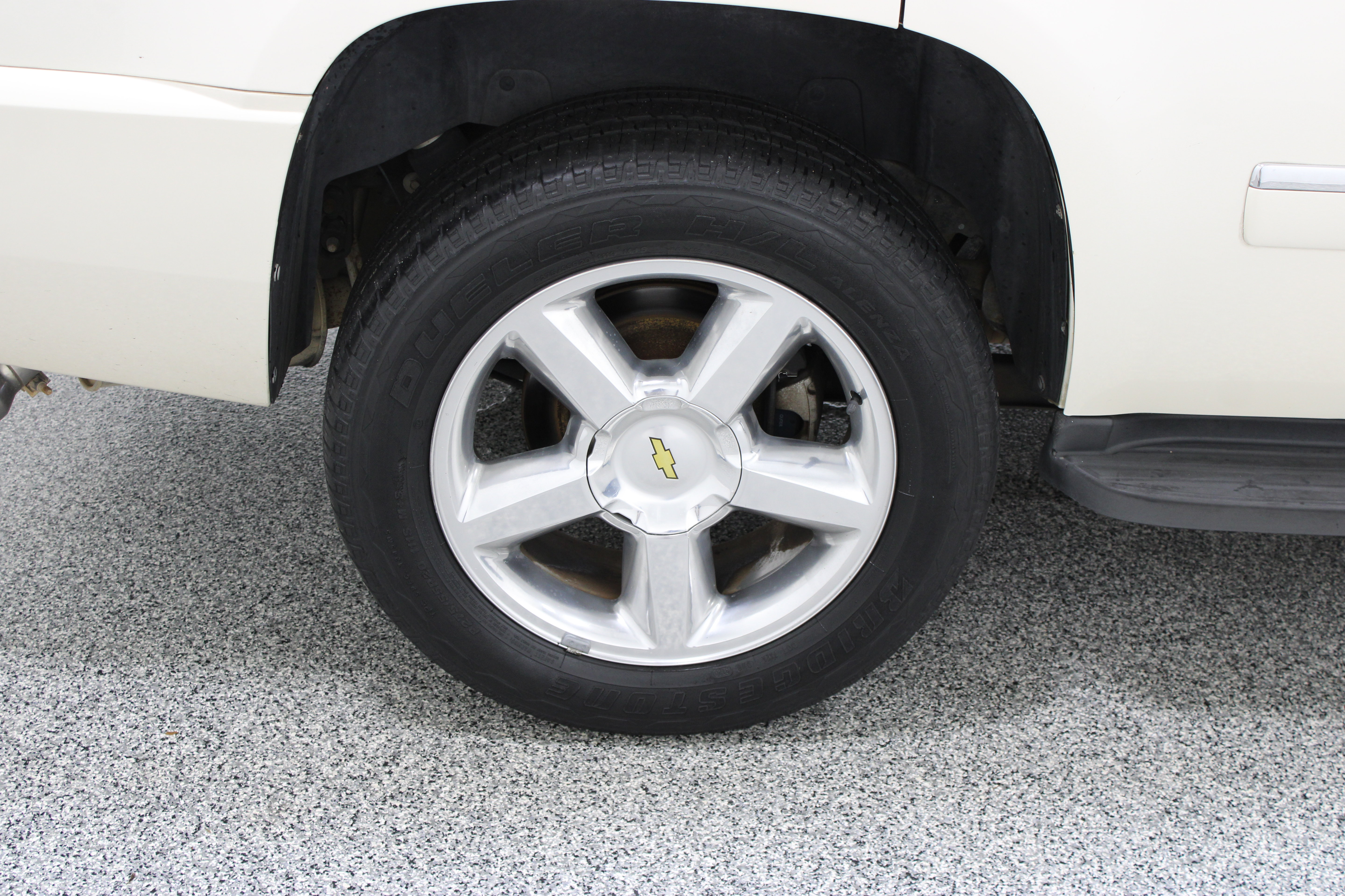 Used 2009 Chevrolet Tahoe LTZ RWD image 6