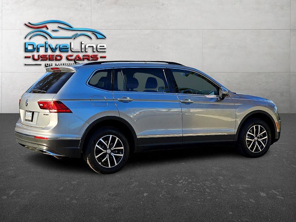 Used 2021 Volkswagen Tiguan SE image 2