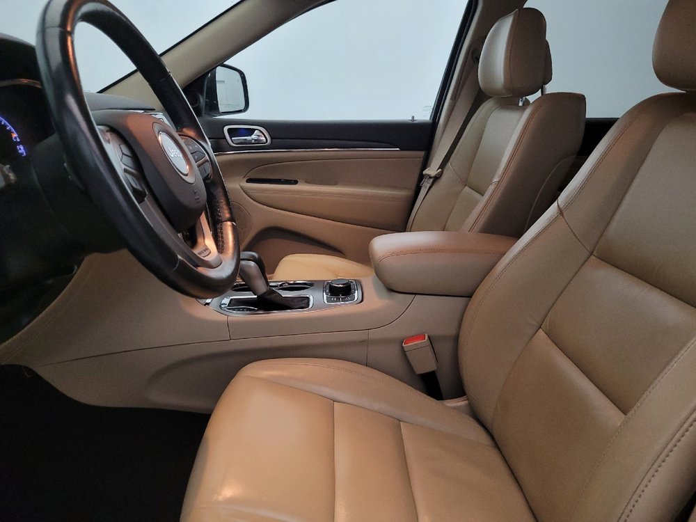 Used 2020 Jeep Grand Cherokee Limited image 17