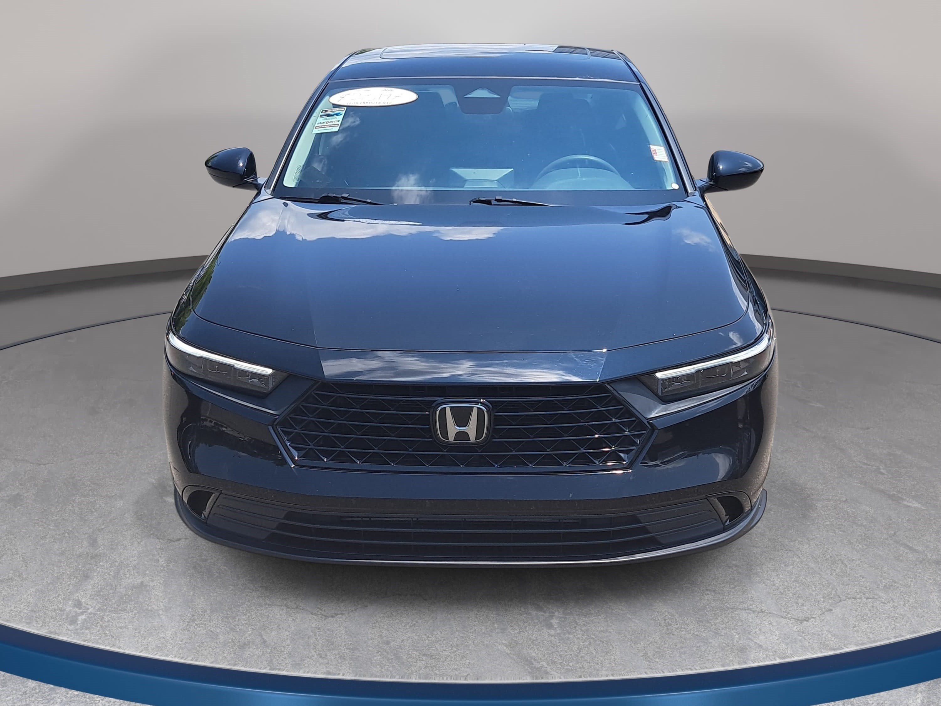 Used 2024 Honda Accord EX image 2