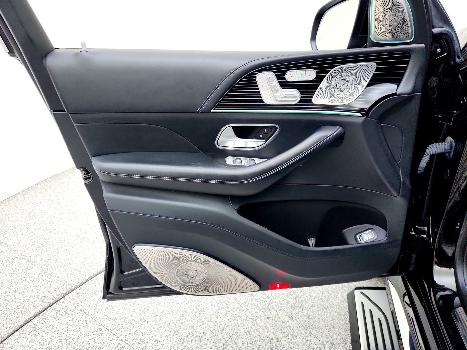 Certified 2021 Mercedes-Benz Maybach GLS 600 4MATIC image 21