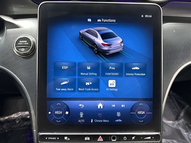 Used 2025 Mercedes-Benz C 300 4MATIC Sedan image 25