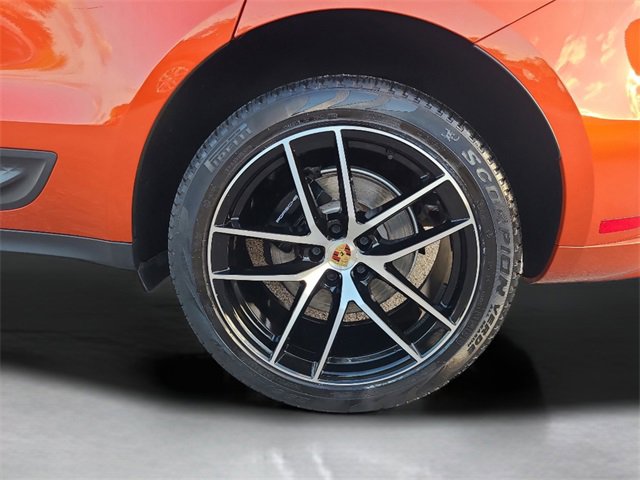 Used 2023 Porsche Macan Turbo image 37